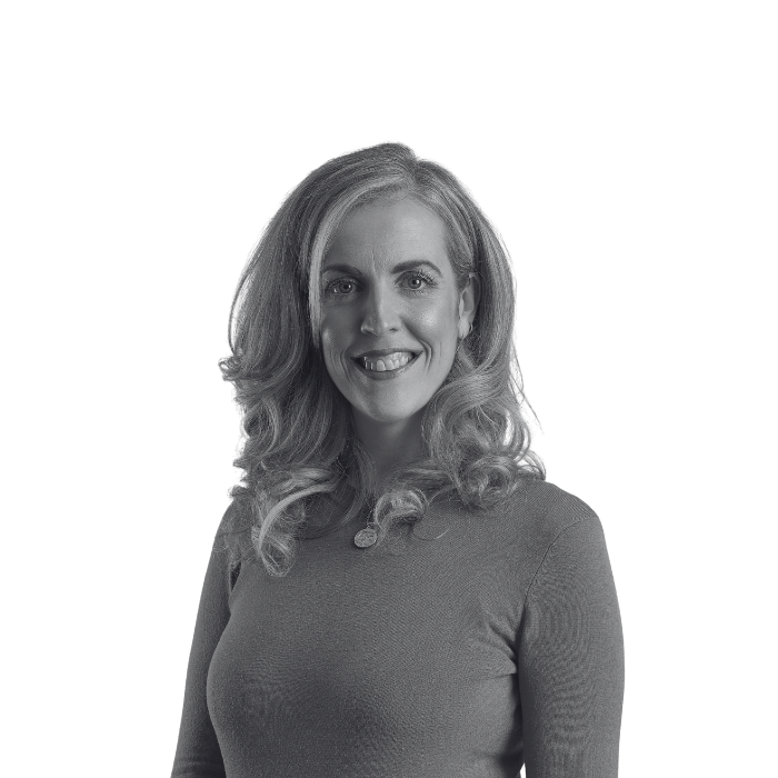 Laura Brady headshot