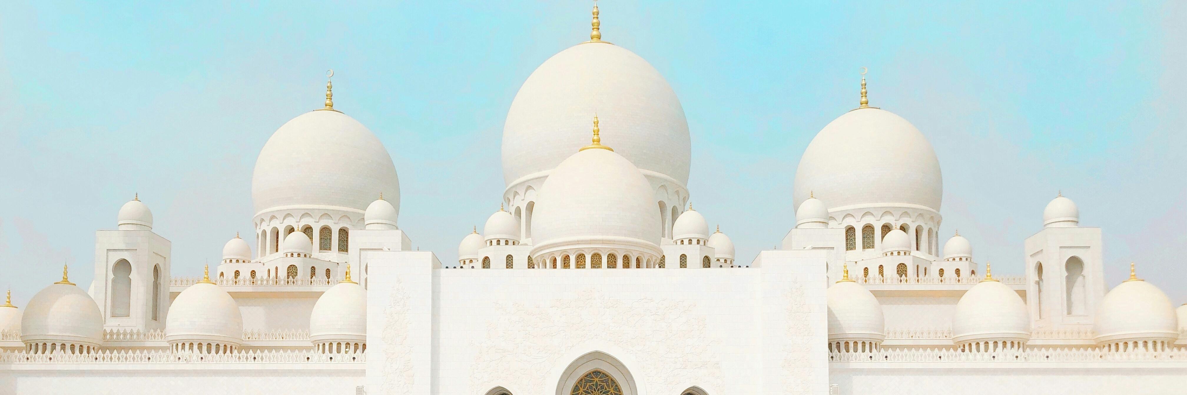 Unsplash - Sheikh Zayed Mosque