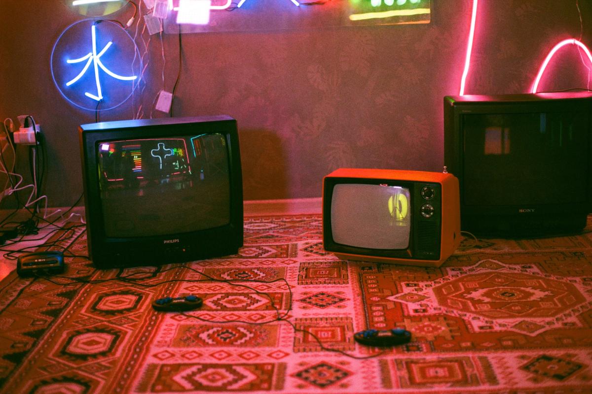 tv