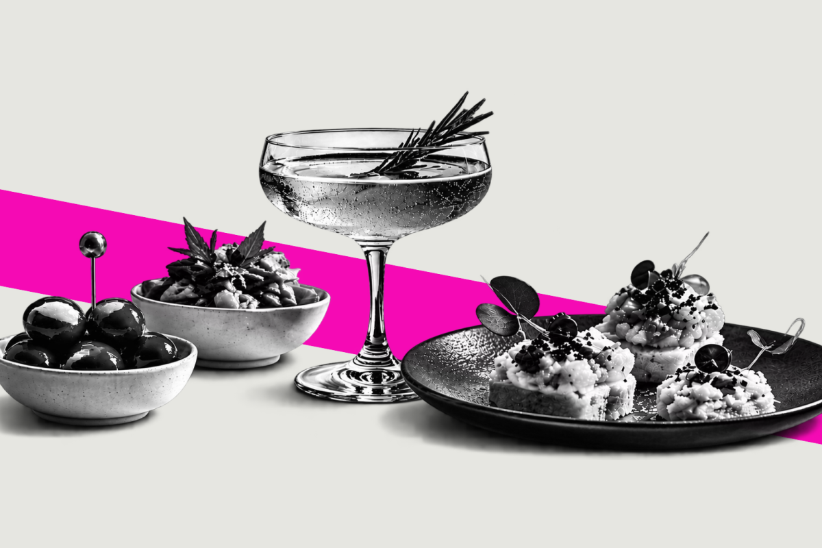 cocktail and canapés 